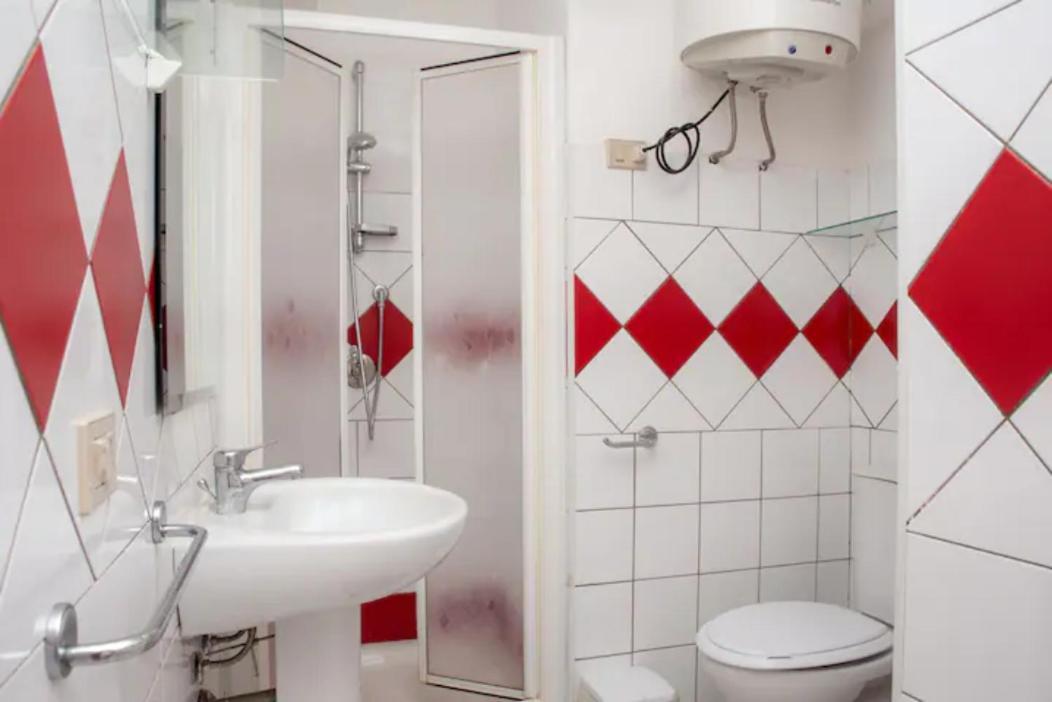 Casa Vacanze Margherita Porto Torres Bagian luar foto